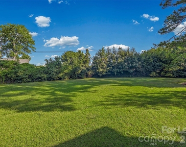 5805 Hunting Ridge Lane - Photo Thumbnail 19
