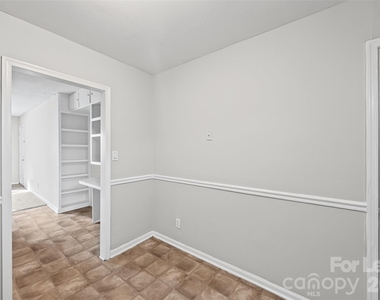 5805 Hunting Ridge Lane - Photo Thumbnail 12