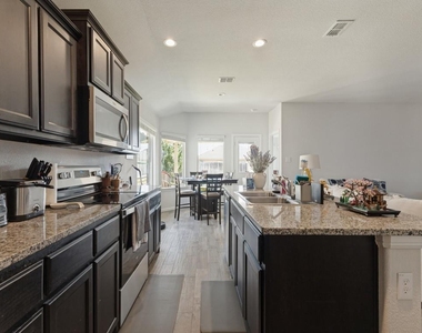 9224 Castorian Drive - Photo Thumbnail 3