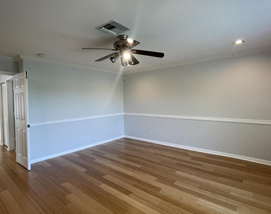 4857 Victoria Circle - Photo Thumbnail 9