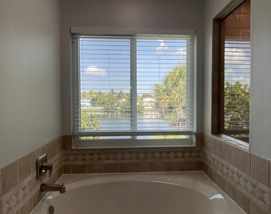 4857 Victoria Circle - Photo Thumbnail 28