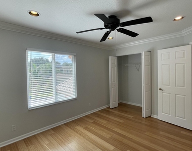4857 Victoria Circle - Photo Thumbnail 13