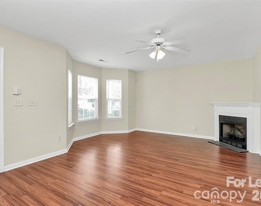 411 Caddy Street - Photo Thumbnail 13