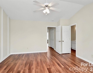 411 Caddy Street - Photo Thumbnail 23