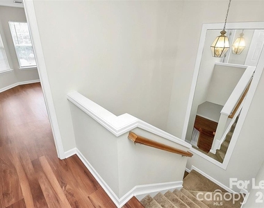 411 Caddy Street - Photo Thumbnail 20