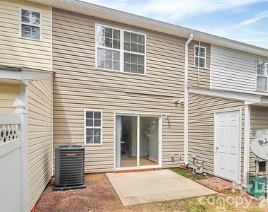 411 Caddy Street - Photo Thumbnail 35