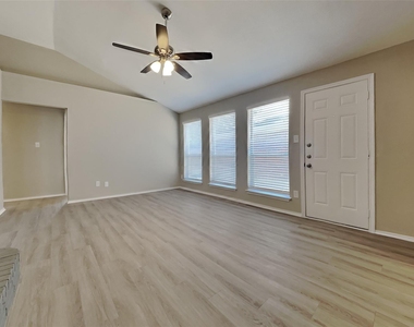 320 Faircrest Drive - Photo Thumbnail 1