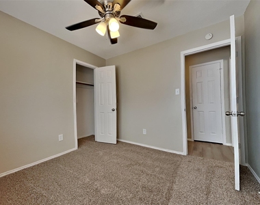 320 Faircrest Drive - Photo Thumbnail 10