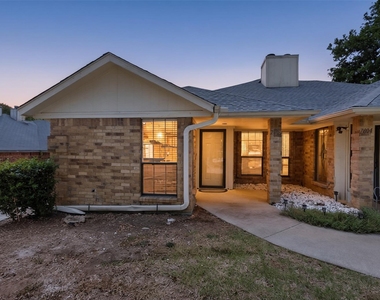 7806 Laver Court - Photo Thumbnail 1