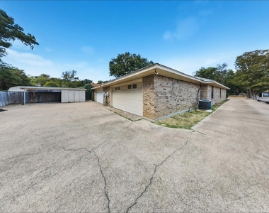 7806 Laver Court - Photo Thumbnail 24