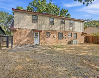 600 W Pelton Street - Photo Thumbnail 29