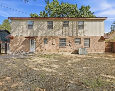 600 W Pelton Street - Photo Thumbnail 28