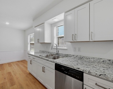 600 W Pelton Street - Photo Thumbnail 10