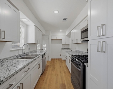 600 W Pelton Street - Photo Thumbnail 9