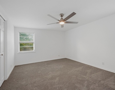 600 W Pelton Street - Photo Thumbnail 24