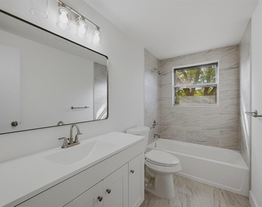 600 W Pelton Street - Photo Thumbnail 21
