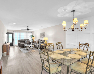 13719 Via Aurora Way - Photo Thumbnail 8