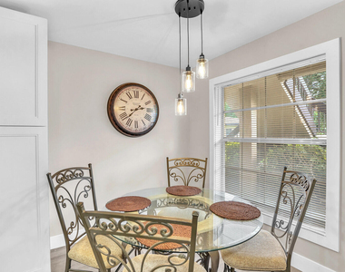 13719 Via Aurora Way - Photo Thumbnail 18