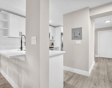 13719 Via Aurora Way - Photo Thumbnail 13