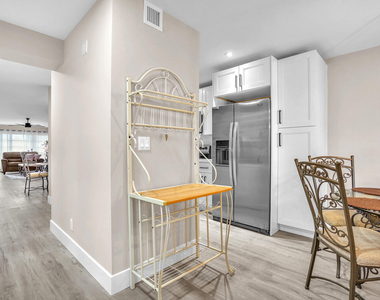 13719 Via Aurora Way - Photo Thumbnail 12