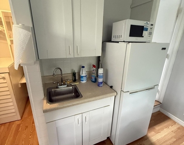 605 E Coast Avenue - Photo Thumbnail 1