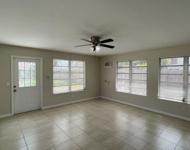 116 E Central Boulevard - Photo Thumbnail 18