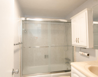 3240 Lake Osborne Drive - Photo Thumbnail 9