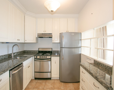 3240 Lake Osborne Drive - Photo Thumbnail 6
