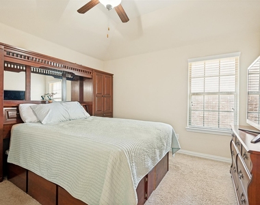 911 Mountain Laurel Drive - Photo Thumbnail 17