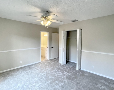 501 Sandtree Drive - Photo Thumbnail 28
