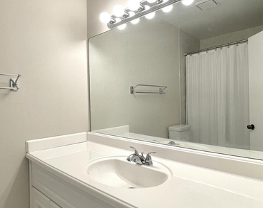 501 Sandtree Drive - Photo Thumbnail 29