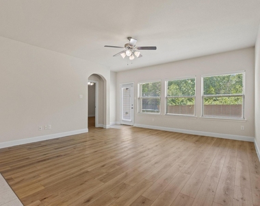 7822 Cottonwood Drive - Photo Thumbnail 8
