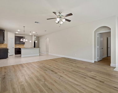 7822 Cottonwood Drive - Photo Thumbnail 9
