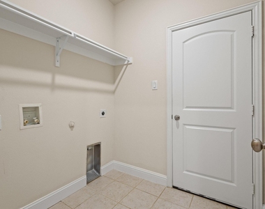 7822 Cottonwood Drive - Photo Thumbnail 23
