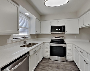 4112 Nandina Court - Photo Thumbnail 4