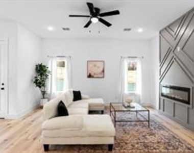 5516 Helmick Avenue - Photo Thumbnail 3