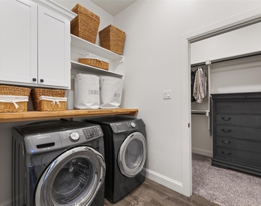 1705 Prestwick Lane - Photo Thumbnail 19