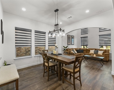1705 Prestwick Lane - Photo Thumbnail 8
