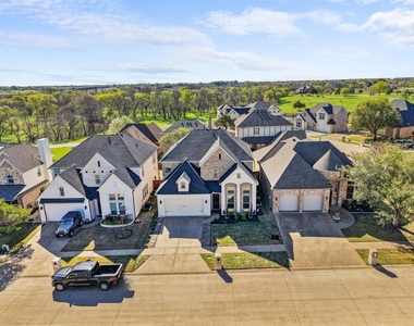 1705 Prestwick Lane - Photo Thumbnail 27