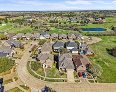 1705 Prestwick Lane - Photo Thumbnail 30