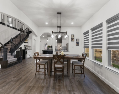1705 Prestwick Lane - Photo Thumbnail 9