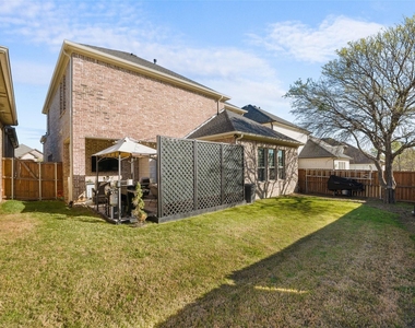 1705 Prestwick Lane - Photo Thumbnail 26