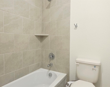 8104 Blue Heron Lane - Photo Thumbnail 25