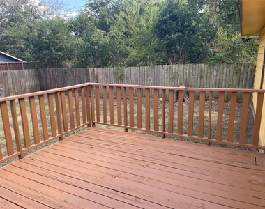 1512 Hilltop Drive - Photo Thumbnail 27