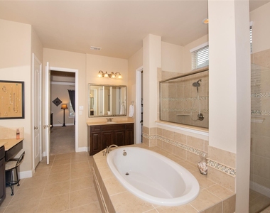 9844 Broiles Lane - Photo Thumbnail 14