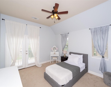 9844 Broiles Lane - Photo Thumbnail 21