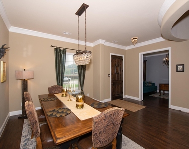 9844 Broiles Lane - Photo Thumbnail 7