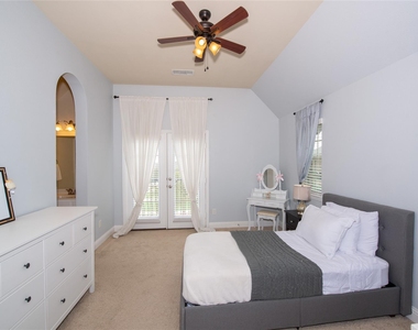 9844 Broiles Lane - Photo Thumbnail 20