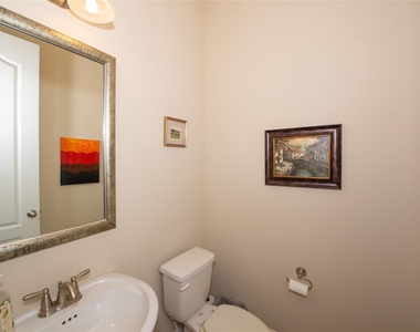9844 Broiles Lane - Photo Thumbnail 16