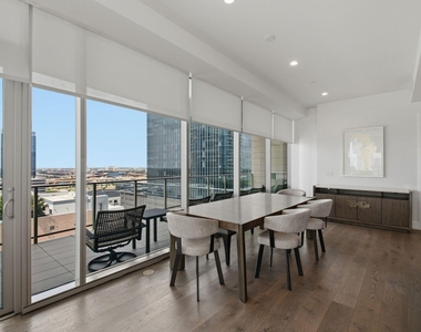 7901 Windrose Avenue - Photo Thumbnail 7